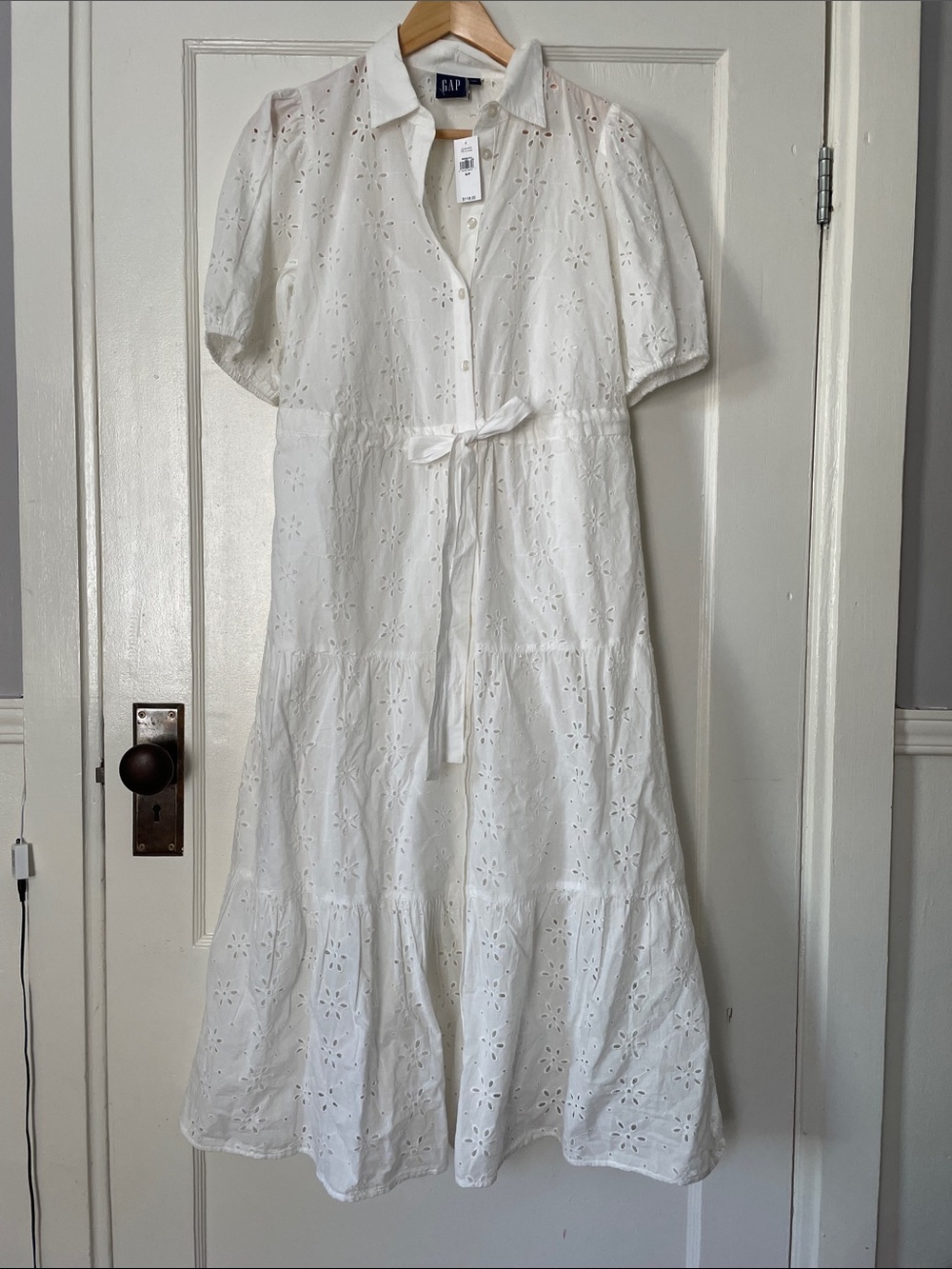 NWT Gap Eyelet Tiered Midi Dress-small
